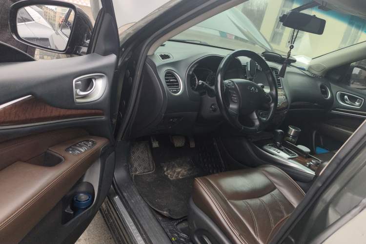 Used Infiniti QX60 2014 2.5 S/C Hybrid Two-Wheel Drive Excellence Edition Driver Seat