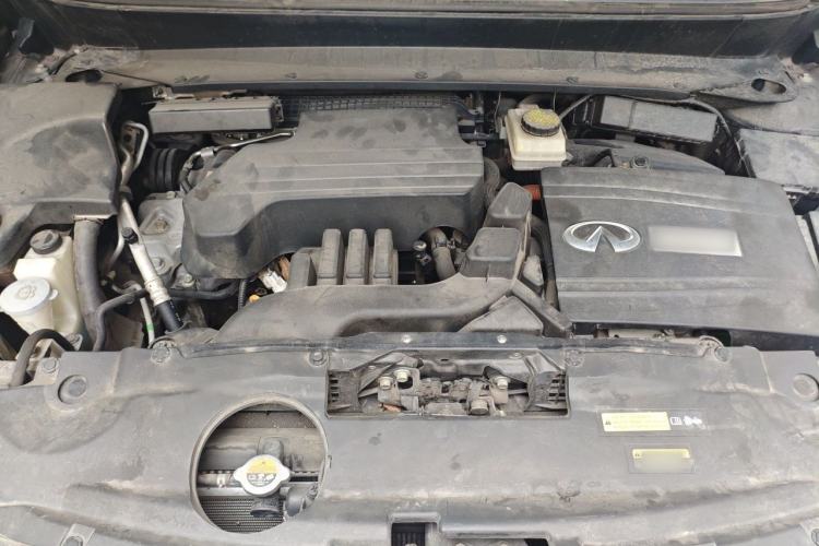 Used Infiniti QX60 2014 2.5 S/C Hybrid Two-Wheel Drive Excellence Edition Engine Bay