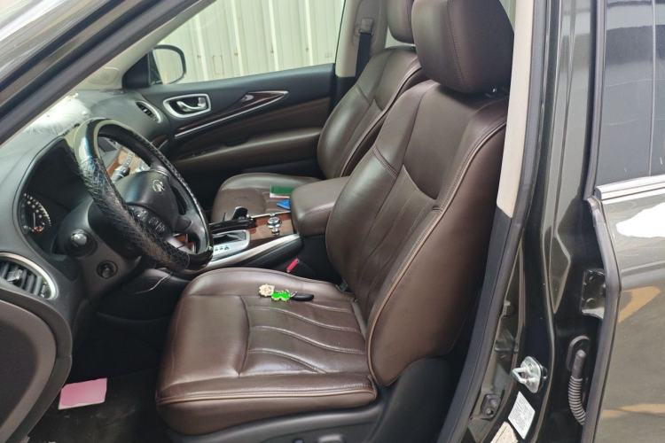 Used Infiniti QX60 2014 2.5 S/C Hybrid Two-Wheel Drive Excellence Edition Left Front Seat