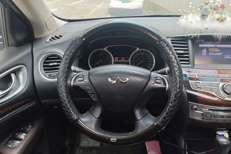 Used Infiniti QX60 2014 2.5 S/C Hybrid Two-Wheel Drive Excellence Edition Steering Wheel