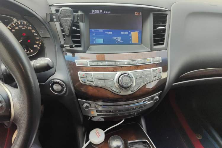 Used Infiniti QX60 2014 2.5 S/C Hybrid Two-Wheel Drive Excellence Edition Audio And AC Panel