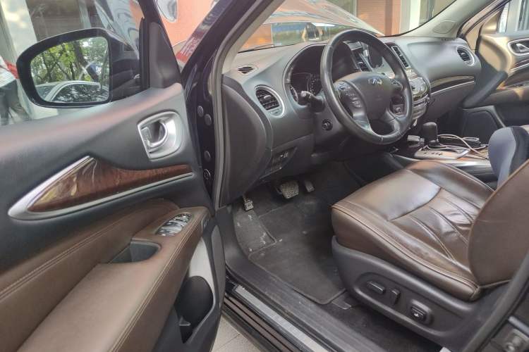 Used Infiniti QX60 2014 2.5 S/C Hybrid Two-Wheel Drive Excellence Edition Driver Seat
