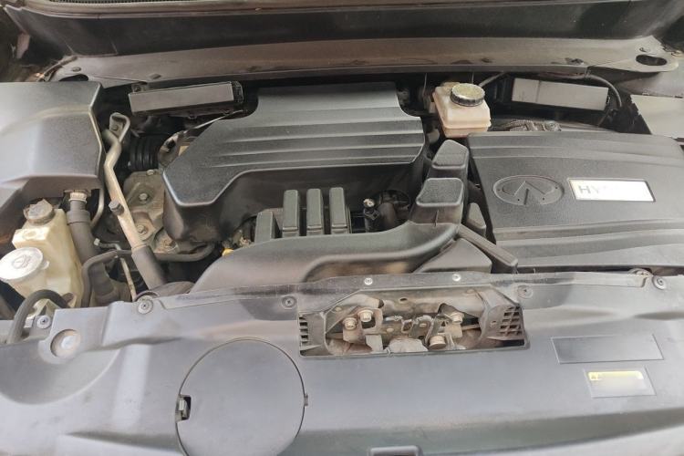 Used Infiniti QX60 2014 2.5 S/C Hybrid Two-Wheel Drive Excellence Edition Engine Bay