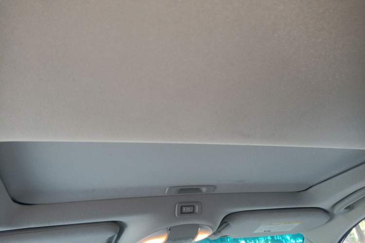 Used Infiniti QX60 2014 2.5 S/C Hybrid Two-Wheel Drive Excellence Edition Headliner