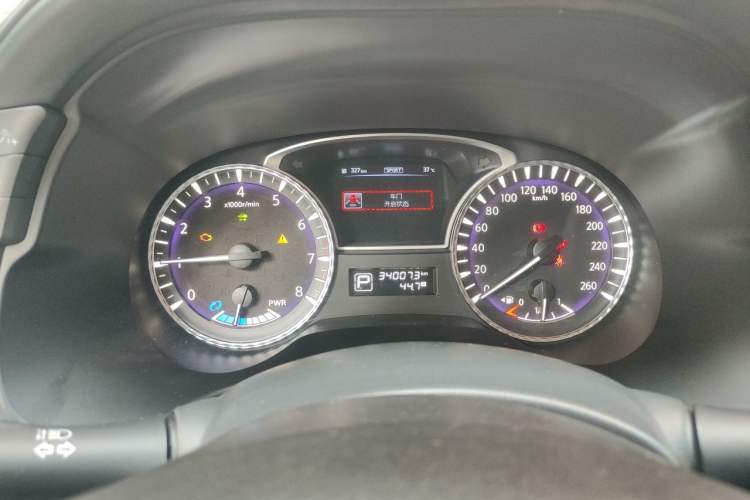 Used Infiniti QX60 2014 2.5 S/C Hybrid Two-Wheel Drive Excellence Edition Instrument Cluster