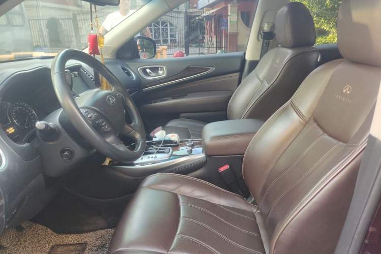 Used Infiniti QX60 2014 2.5 S/C Hybrid Two-Wheel Drive Excellence Edition Left Front Seat