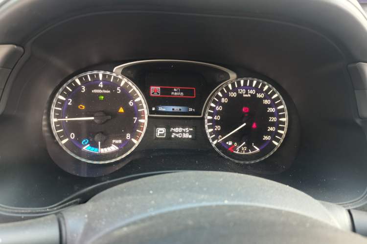 Used Infiniti QX60 2014 2.5 S/C Hybrid All-Wheel-Drive Versatile Edition Instrument Cluster