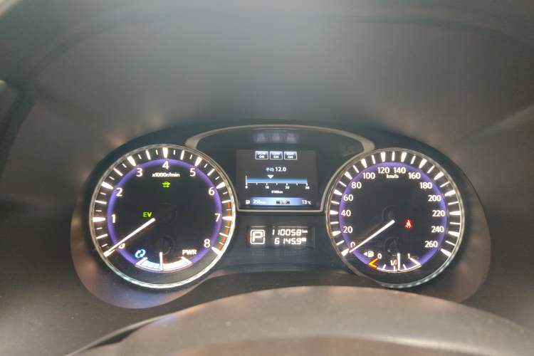 Used Infiniti QX60 2014 2.5 S/C Hybrid All-Wheel-Drive Versatile Edition Instrument Cluster