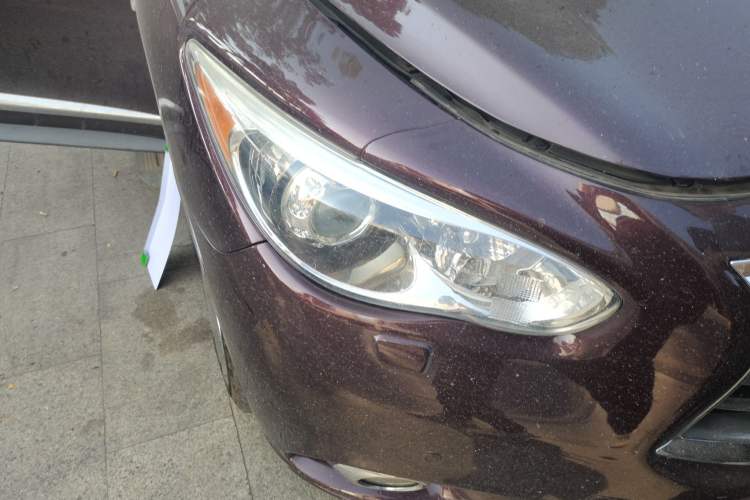 Used Infiniti QX60 2014 2.5 S/C Hybrid All-Wheel-Drive Versatile Edition Right Front Headlight