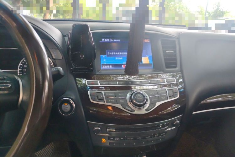 Used Infiniti QX60 2014 2.5 S/C Hybrid Two-Wheel Drive Excellence Edition Audio And AC Panel