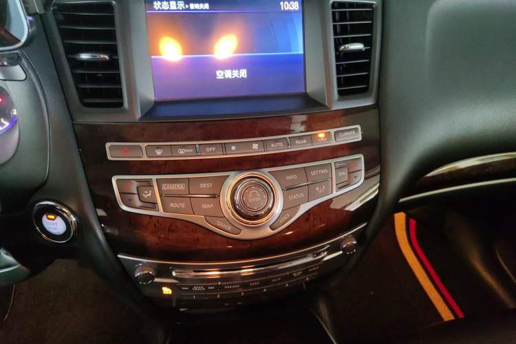 Used Infiniti QX60 2014 3.5L Four-Wheel Drive All-Terrain Version Audio And AC Panel