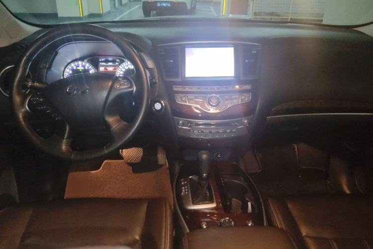 Used Infiniti QX60 2014 2.5 S/C Hybrid Two-Wheel Drive Excellence Edition Center Console