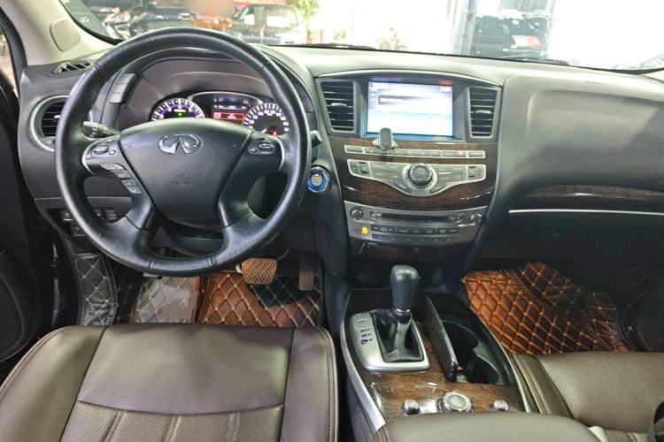 Used Infiniti QX60 2014 2.5 S/C Hybrid Two-Wheel Drive Excellence Edition Center Console