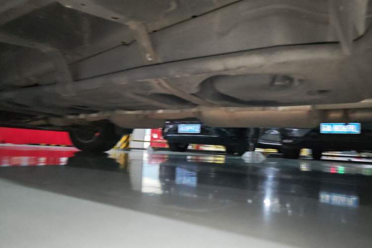 Used Infiniti QX60 2014 3.5L Two-Wheel Drive Excellence Edition Chassis Rear Left
