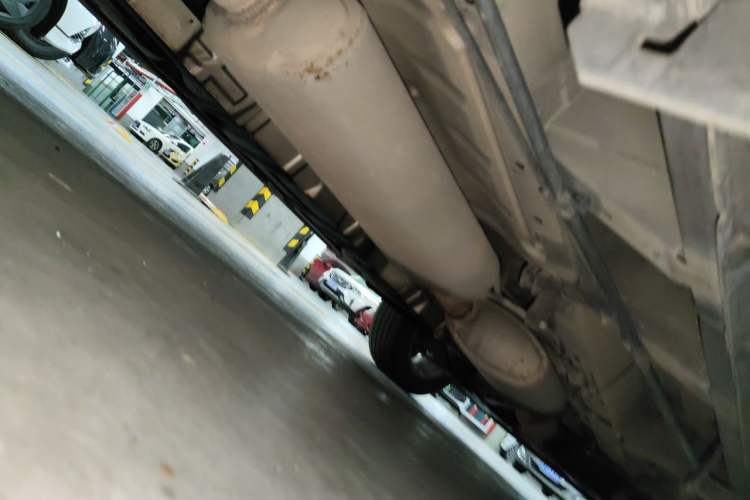 Used Infiniti QX60 2014 3.5L Four-Wheel Drive All-Terrain Version Chassis Rear Right