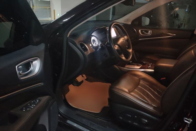 Used Infiniti QX60 2014 2.5 S/C Hybrid Two-Wheel Drive Excellence Edition Driver Seat
