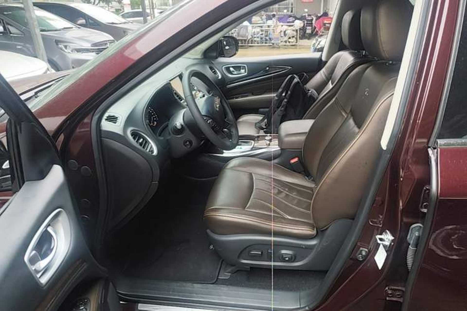 Used Infiniti QX60 2014 2.5 S/C Hybrid Two-Wheel Drive Excellence Edition Driver Seat
