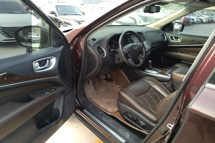 Used Infiniti QX60 2014 2.5 S/C Hybrid All-Wheel-Drive Versatile Edition Driver Seat