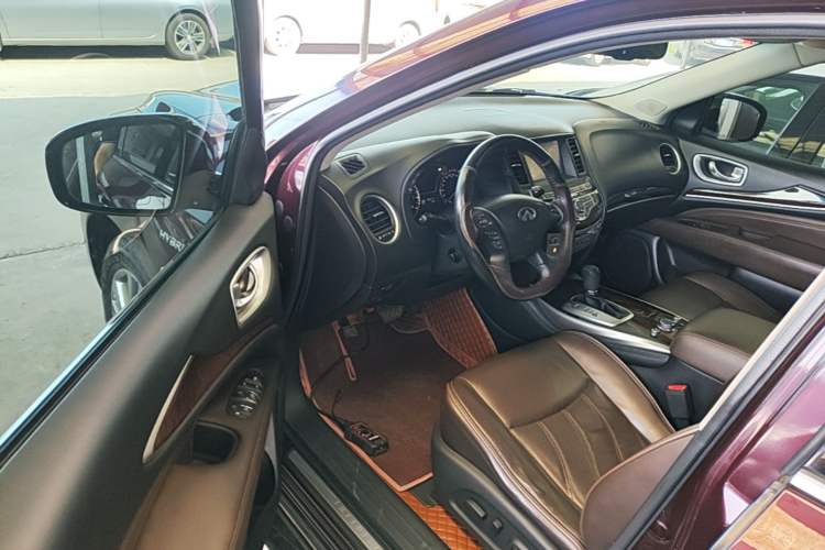 Used Infiniti QX60 2014 2.5 S/C Hybrid Two-Wheel Drive Excellence Edition Driver Seat