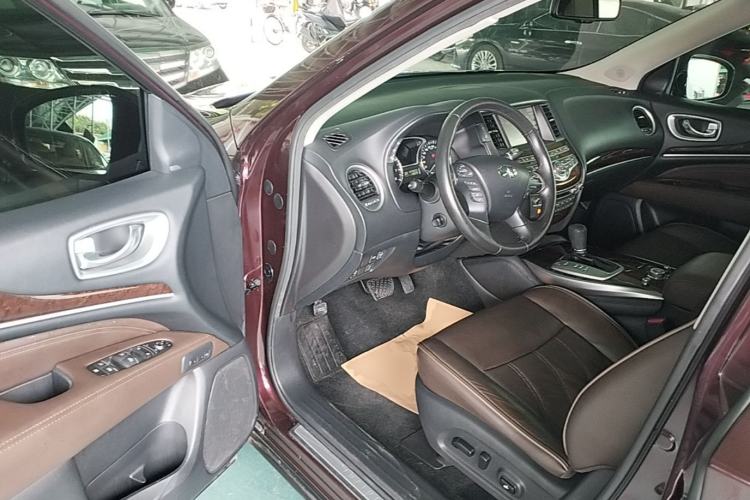 Used Infiniti QX60 2014 2.5 S/C Hybrid All-Wheel-Drive Versatile Edition Driver Seat