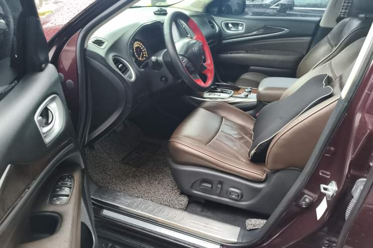 Used Infiniti QX60 2014 2.5 S/C Hybrid All-Wheel-Drive Versatile Edition Driver Seat
