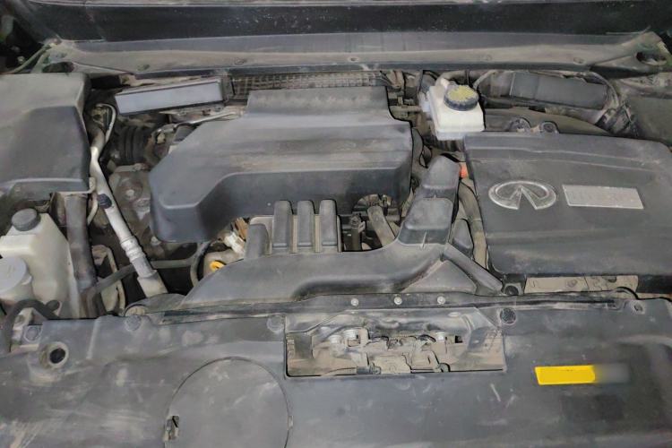 Used Infiniti QX60 2014 2.5 S/C Hybrid Two-Wheel Drive Excellence Edition Engine Bay