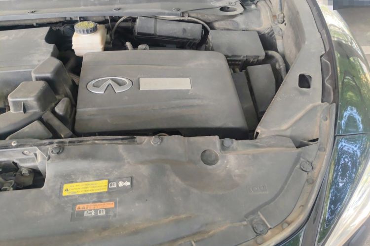 Used Infiniti QX60 2014 2.5 S/C Hybrid Two-Wheel Drive Excellence Edition Engine Bay Left