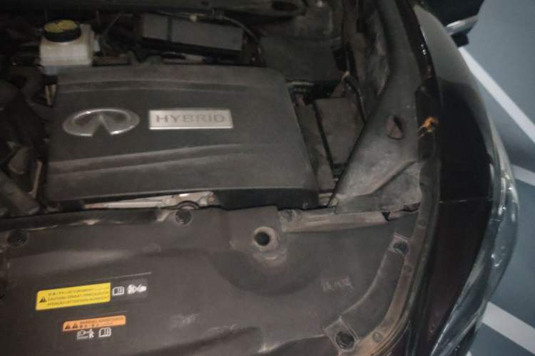 Used Infiniti QX60 2014 2.5 S/C Hybrid Two-Wheel Drive Excellence Edition Engine Bay Left