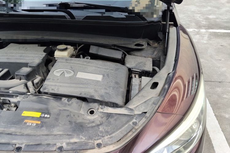 Used Infiniti QX60 2014 2.5 S/C Hybrid Two-Wheel Drive Excellence Edition Engine Bay Left
