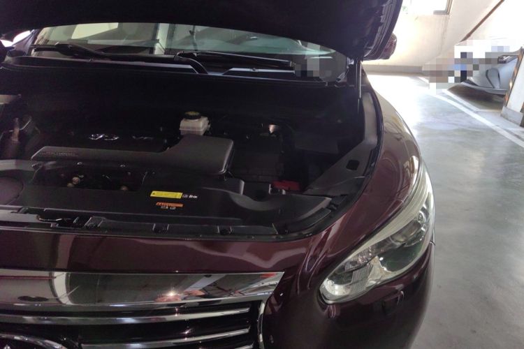 Used Infiniti QX60 2014 3.5L Four-Wheel Drive All-Terrain Version Engine Bay Left