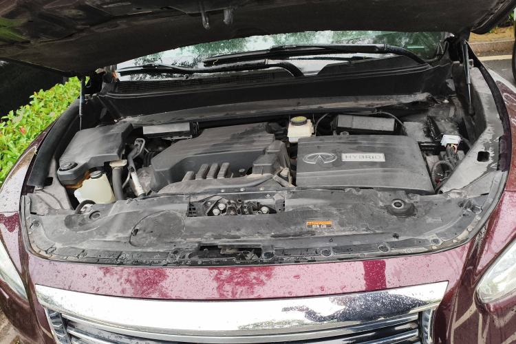 Used Infiniti QX60 2014 2.5 S/C Hybrid All-Wheel-Drive Versatile Edition Engine Bay