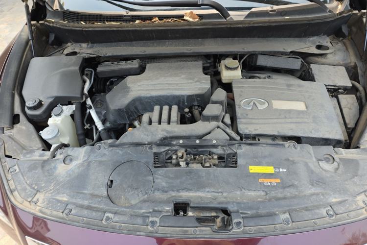 Used Infiniti QX60 2014 2.5 S/C Hybrid Two-Wheel Drive Excellence Edition Engine Bay