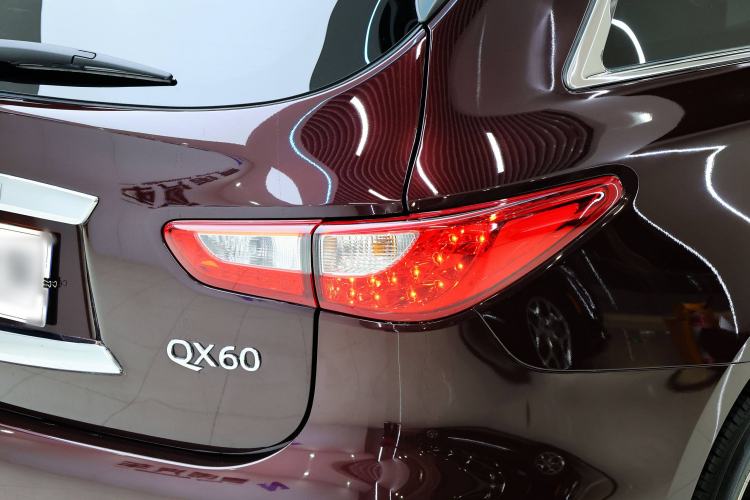 Used Infiniti QX60 2014 2.5 S/C Hybrid Two-Wheel Drive Excellence Edition Exterior 11