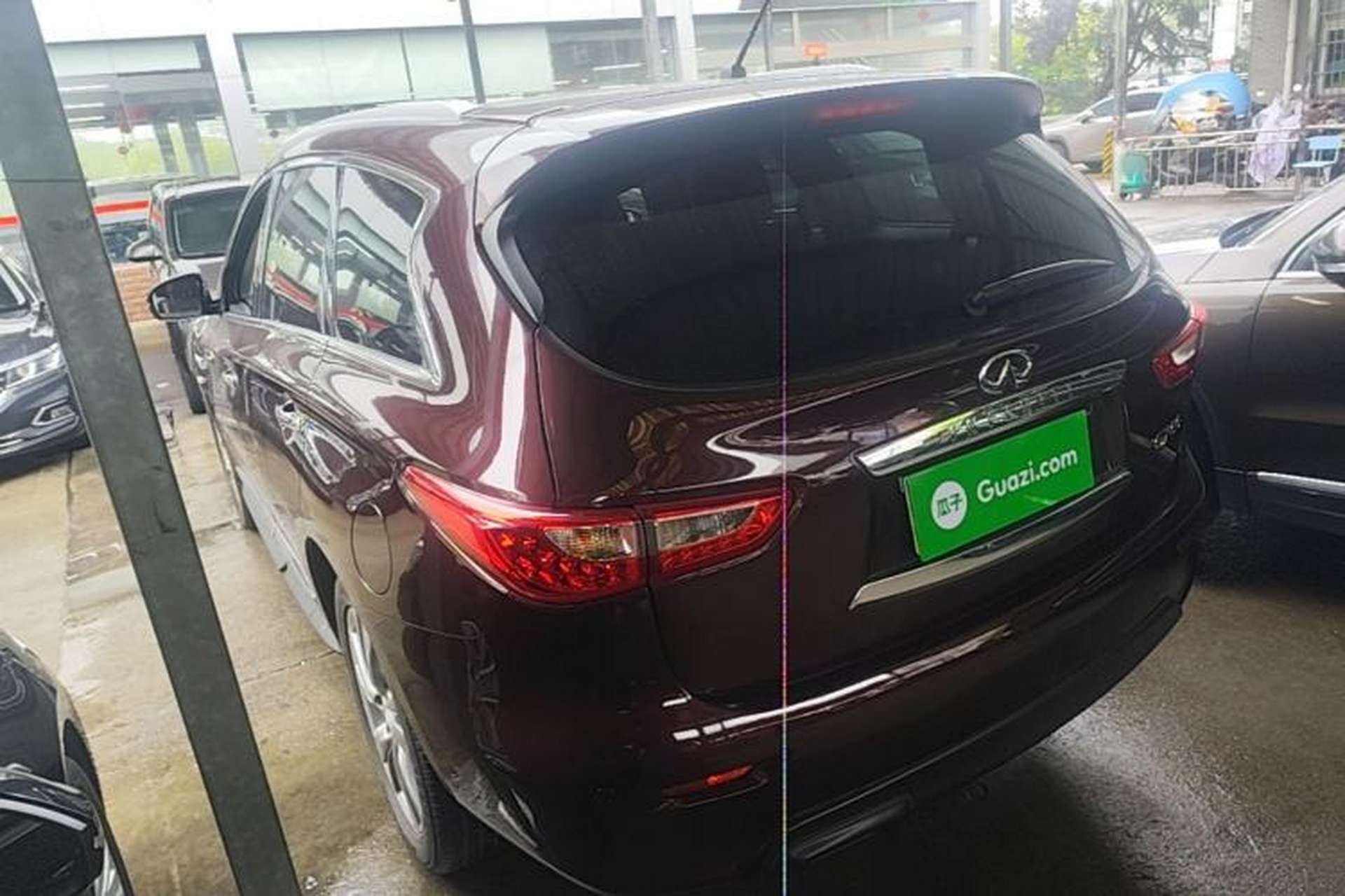 Used Infiniti QX60 2014 2.5 S/C Hybrid Two-Wheel Drive Excellence Edition Exterior 2
