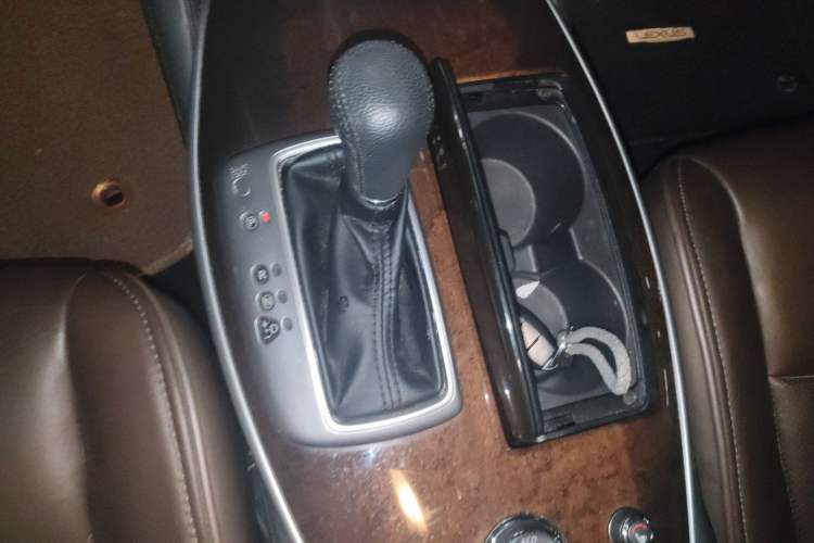 Used Infiniti QX60 2014 2.5 S/C Hybrid Two-Wheel Drive Excellence Edition Gear Lever