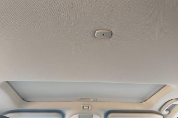 Used Infiniti QX60 2014 2.5 S/C Hybrid Two-Wheel Drive Excellence Edition Headliner