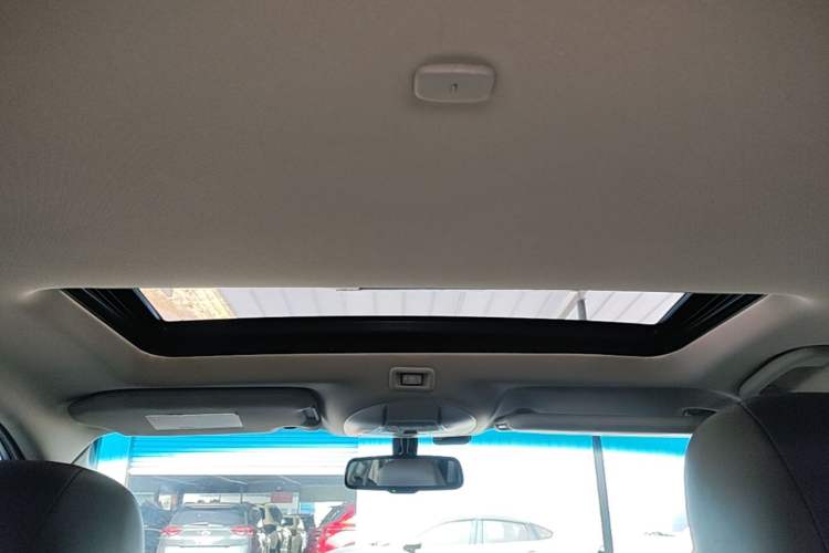 Used Infiniti QX60 2014 2.5 S/C Hybrid Two-Wheel Drive Excellence Edition Headliner