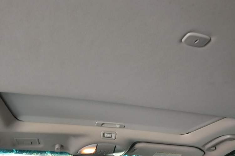 Used Infiniti QX60 2014 2.5 S/C Hybrid All-Wheel-Drive Versatile Edition Headliner