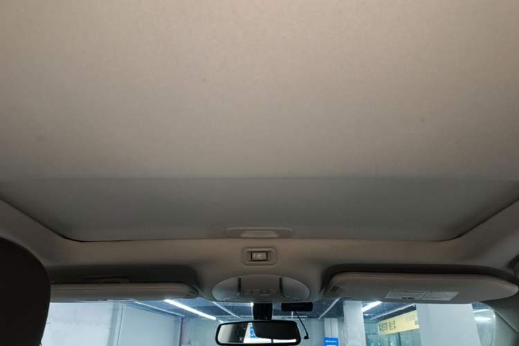 Used Infiniti QX60 2014 2.5 S/C Hybrid Two-Wheel Drive Excellence Edition Headliner