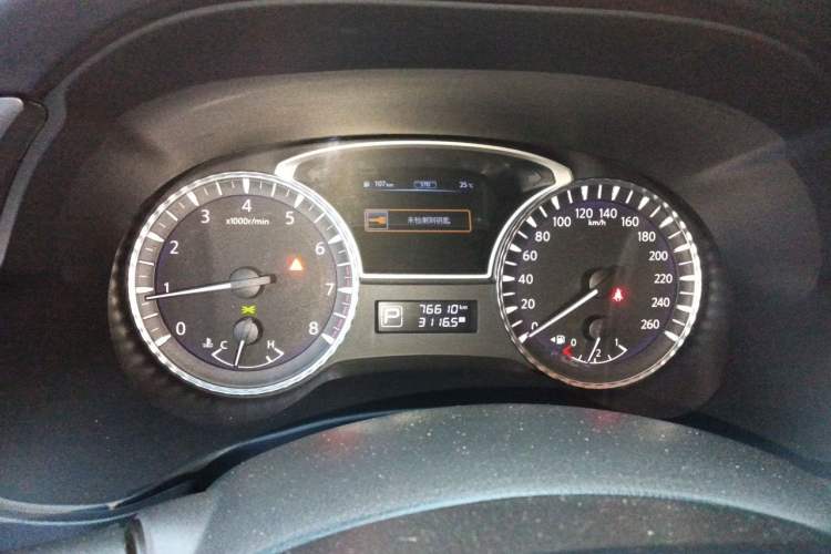 Used Infiniti QX60 2014 3.5L Two-Wheel Drive Excellence Edition Instrument Cluster