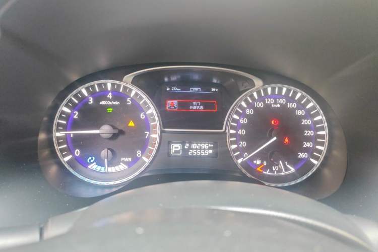 Used Infiniti QX60 2014 2.5 S/C Hybrid Two-Wheel Drive Excellence Edition Instrument Cluster