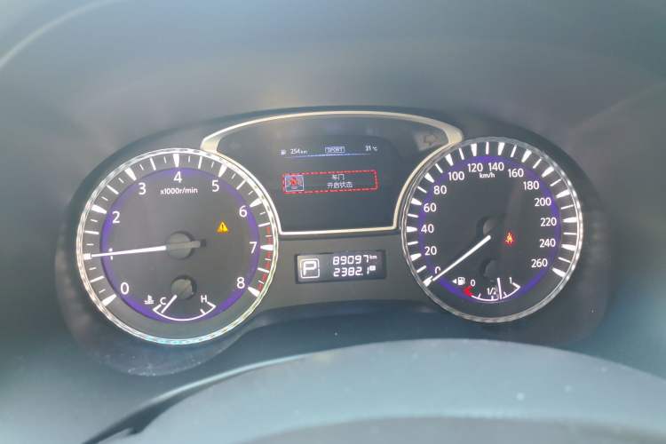 Used Infiniti QX60 2014 3.5L Two-Wheel Drive Excellence Edition Instrument Cluster