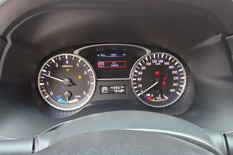 Used Infiniti QX60 2014 2.5 S/C Hybrid Two-Wheel Drive Excellence Edition Instrument Cluster