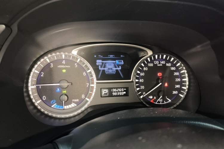 Used Infiniti QX60 2014 2.5 S/C Hybrid Two-Wheel Drive Excellence Edition Instrument Cluster