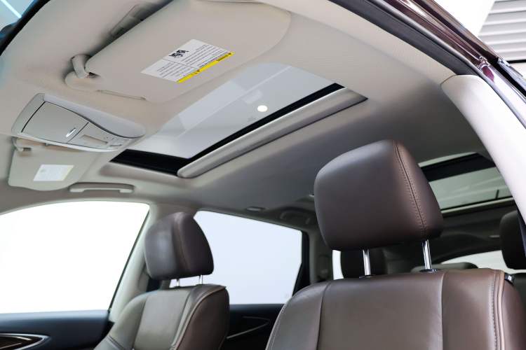 Used Infiniti QX60 2014 2.5 S/C Hybrid Two-Wheel Drive Excellence Edition Interior 7