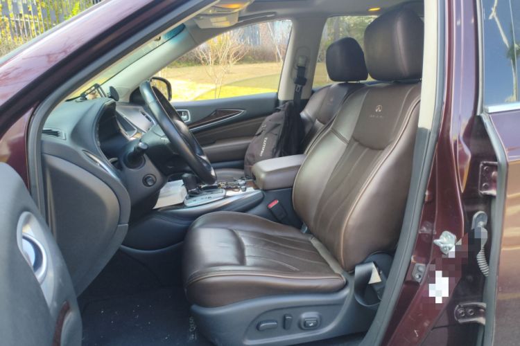 Used Infiniti QX60 2014 2.5 S/C Hybrid Two-Wheel Drive Excellence Edition Left Front Seat