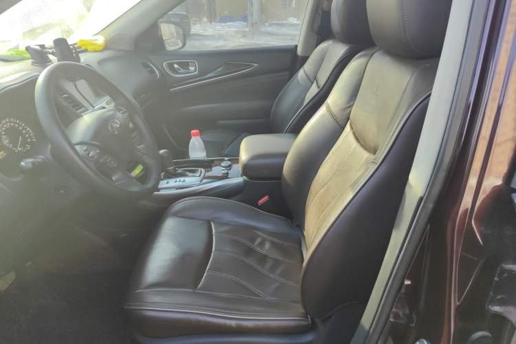 Used Infiniti QX60 2014 3.5L Four-Wheel Drive All-Terrain Version Left Front Seat