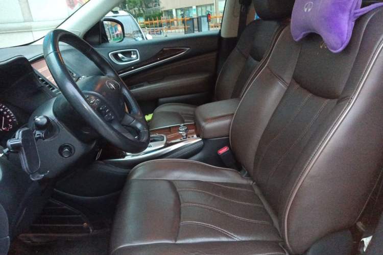 Used Infiniti QX60 2014 3.5L Two-Wheel Drive Excellence Edition Left Front Seat