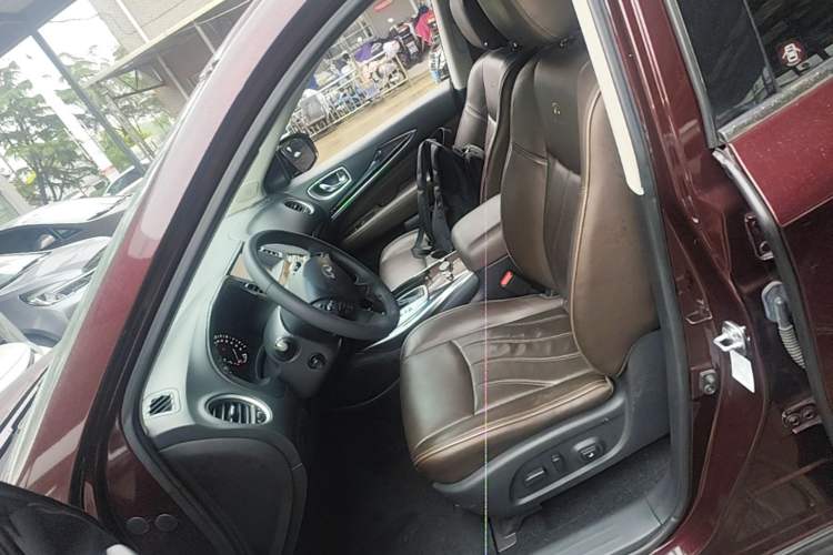 Used Infiniti QX60 2014 2.5 S/C Hybrid Two-Wheel Drive Excellence Edition Left Front Seat