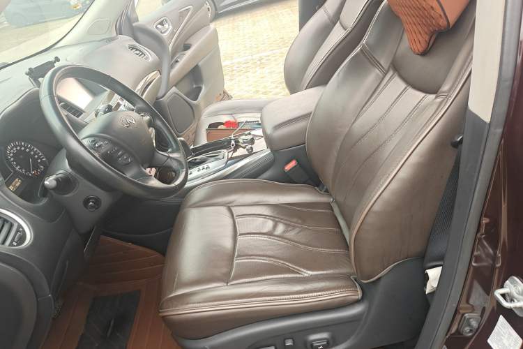 Used Infiniti QX60 2014 2.5 S/C Hybrid Two-Wheel Drive Excellence Edition Left Front Seat